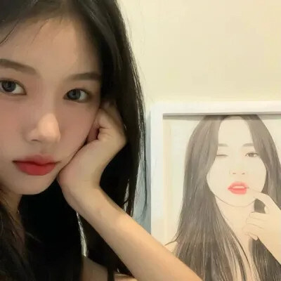 【精选】ins风高级质感女生头像，彰显独特品味