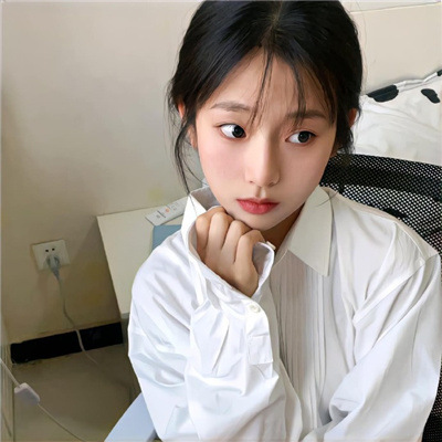 2025年必备高清真人女生头像，尽显独特气质美