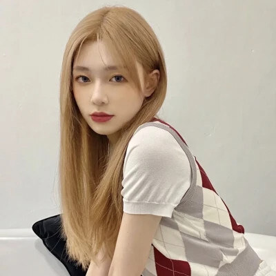 绝美Ins风高级质感头像女，一眼心动