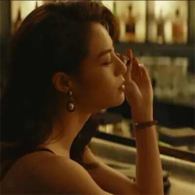 成熟气质女人味的微信头像图片，美哭你！