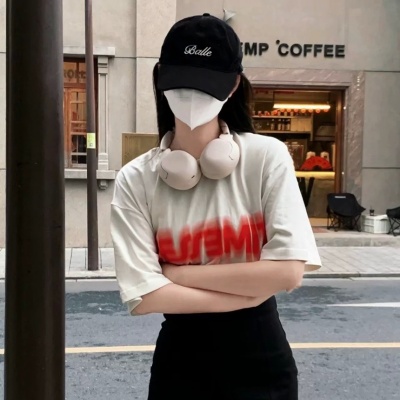 精选成熟稳重情侣头像，一男一女搭配绝佳