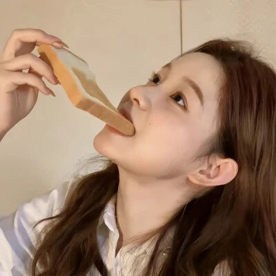 简单又好看的真人头像女生图片集