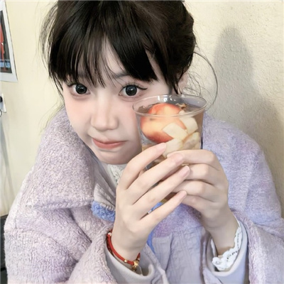 ins清冷破碎感真人精致女头图片大全，高级感满溢！