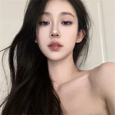 一眼惊艳的女生头像图片精选，颜值天花板