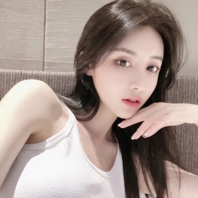 吸引人的优雅知性女性专属头像，一眼难忘的魅力