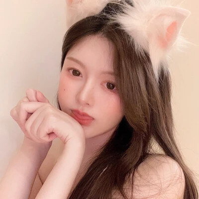 INS风高级感爆棚的清纯头像女精选