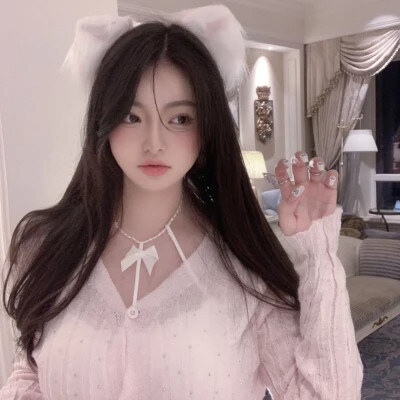 Ins风高级感爆棚的高清女生头像精选