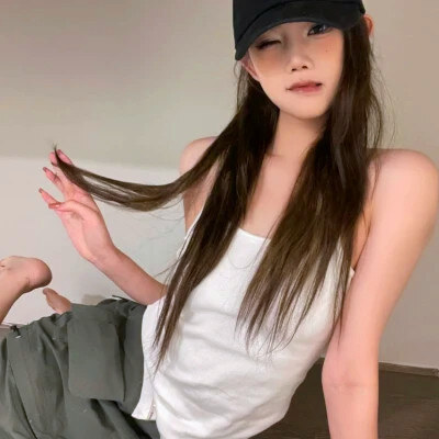 妩媚霸气又撩人的女头像，炸裂美艳！