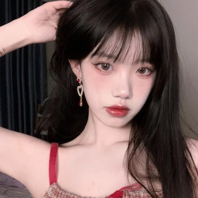 绝美女生真人头像精选，每一款都让你心动