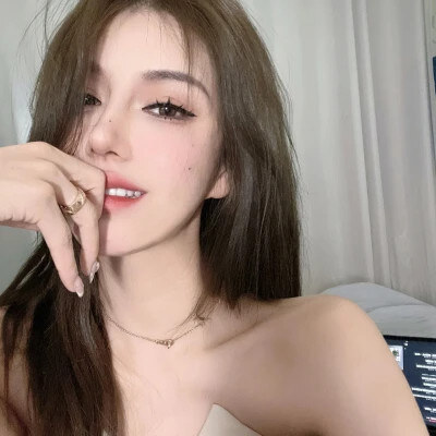 美美的头像女，让你的头像美出新高度