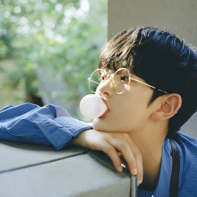 抖音最火爆微信头像男，你get了吗？