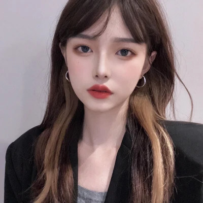 绝美白富美小姐姐高清头像集，一眼万年的心动之选！
