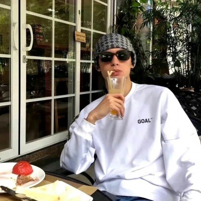 网络男神照片帅气图片头像，今日份帅气，已上线！
