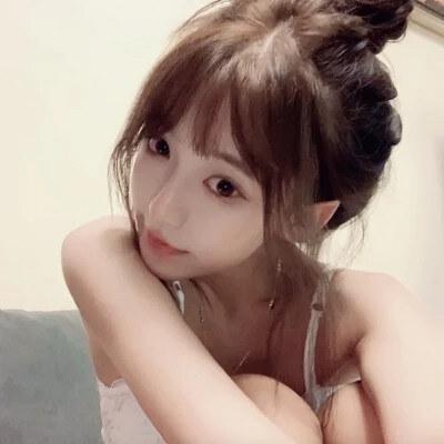 INS质感简约高级头像女，引领时尚潮流