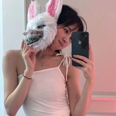 又酷又飒的女生图片头像，拽到没朋友
