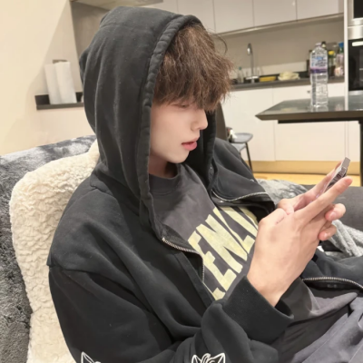 INS风小众男生头像大赏
