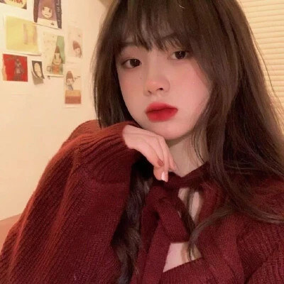 绝美真人头像女红色系，美到爆炸！