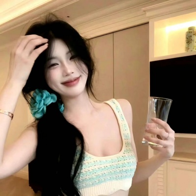 精选真人女生头像，小众高质量不容错过